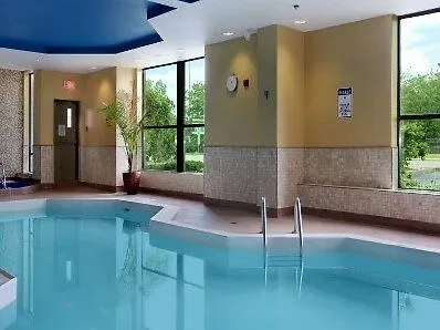 *** Otel Days Inn By Wyndham Niagara Falls Lundys Lane Kanada
