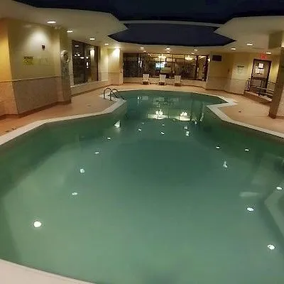 Hotel Days Inn By Wyndham Niagara Falls Lundys Lane